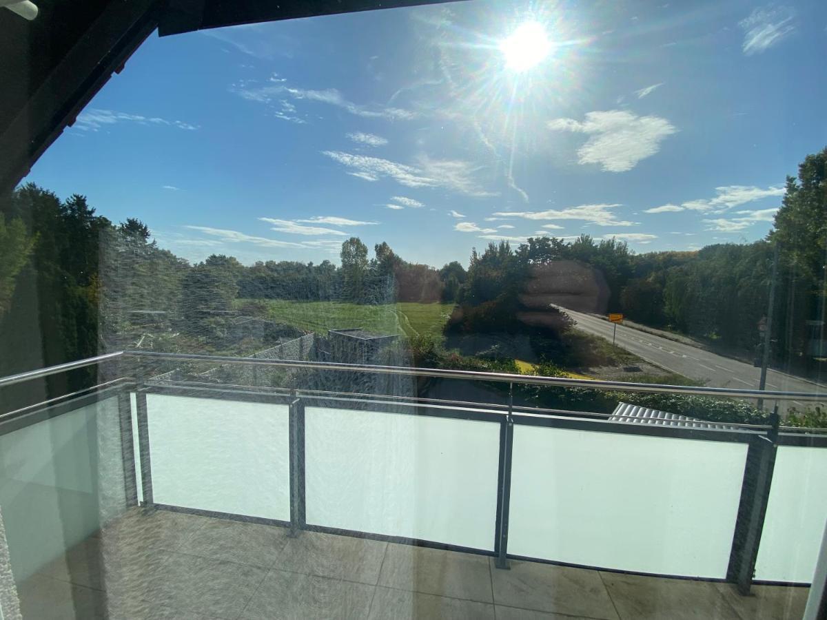 Ferienhaus Hoffmann Am Rheinbogen Altlussheim Exteriör bild